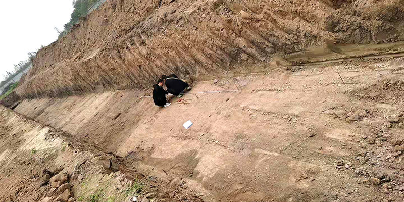 豪门国际工业园制品堆场龙门吊基础开挖