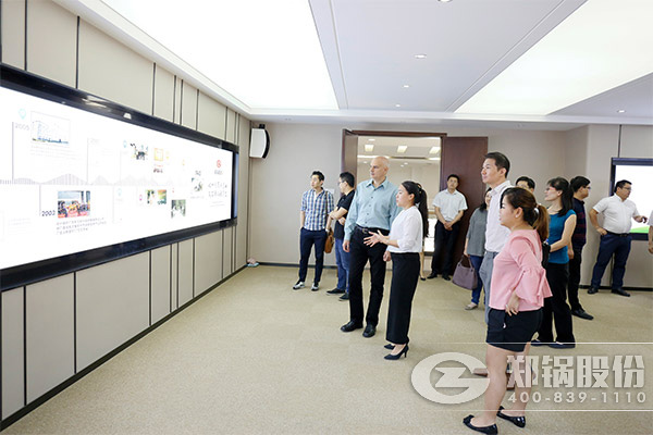 Google高层向导一行到访豪门国际